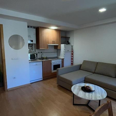 Apartamento El Roble Villanúa Exteriör bild