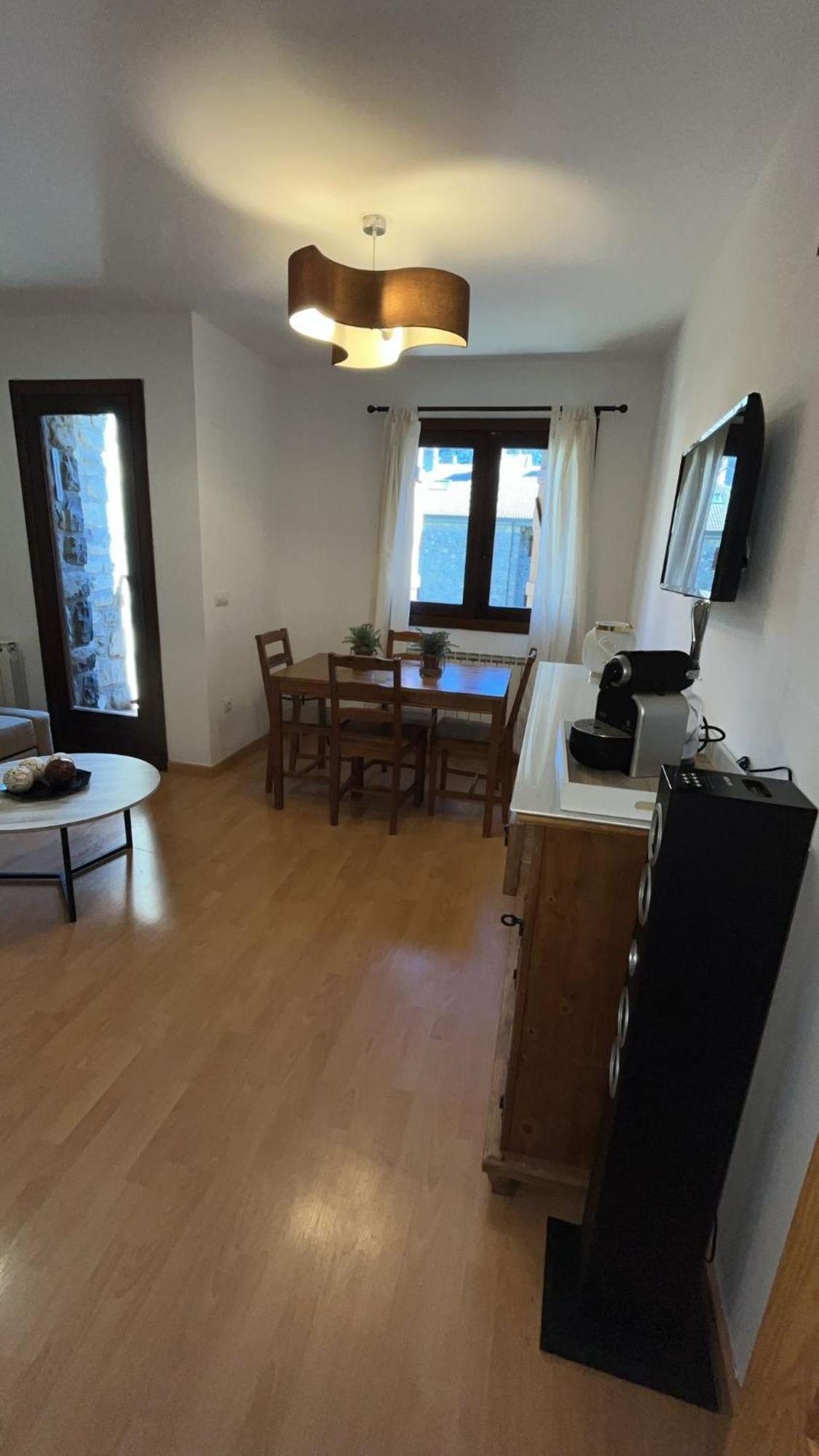 Apartamento El Roble Villanúa Exteriör bild